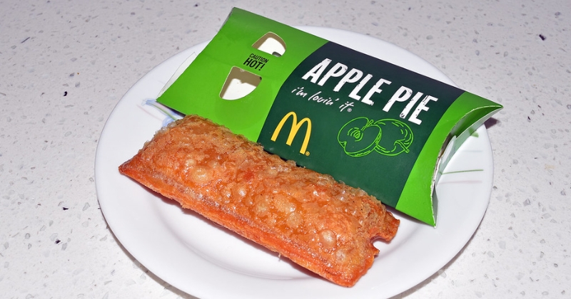 What Are McDonald’s Apple Pies Made Of?